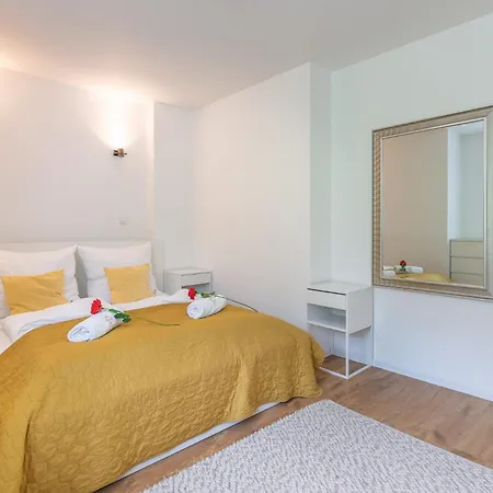 Apartment Deluxe 